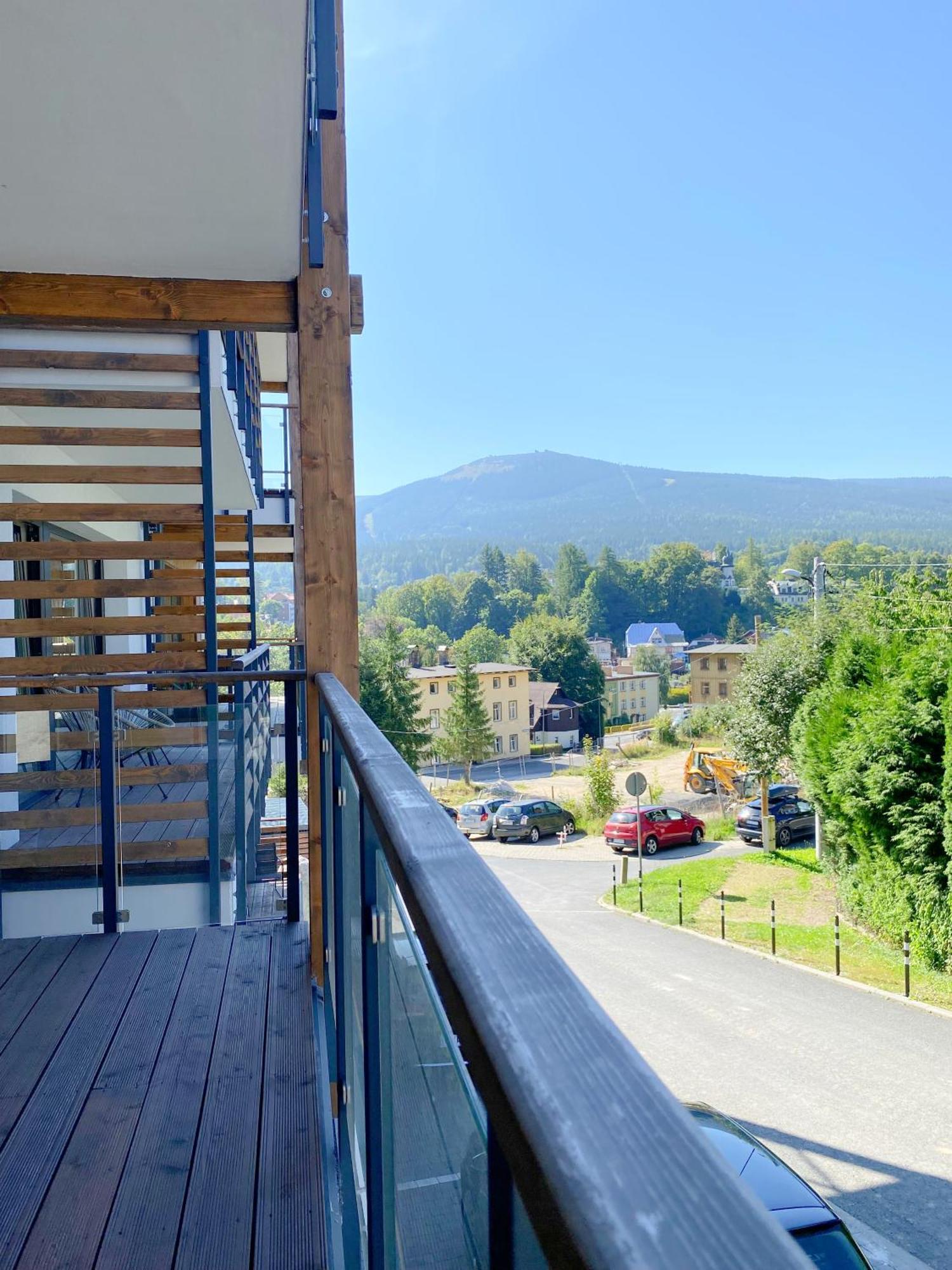 Szklarska - Kwiat Karkonoszy - Scisle Centrum Apartment *